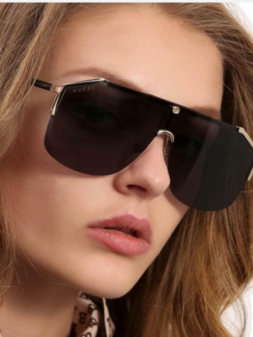 Gucci Gg0291s Unisex Shield Sunglasses in Black and Gold